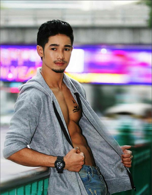 MAN-OMG-4---Chai-Charlee